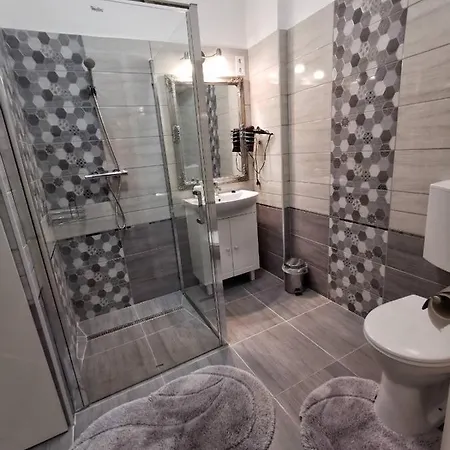 Foglal-lak Apartament *