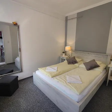 Foglal-lak אגר
