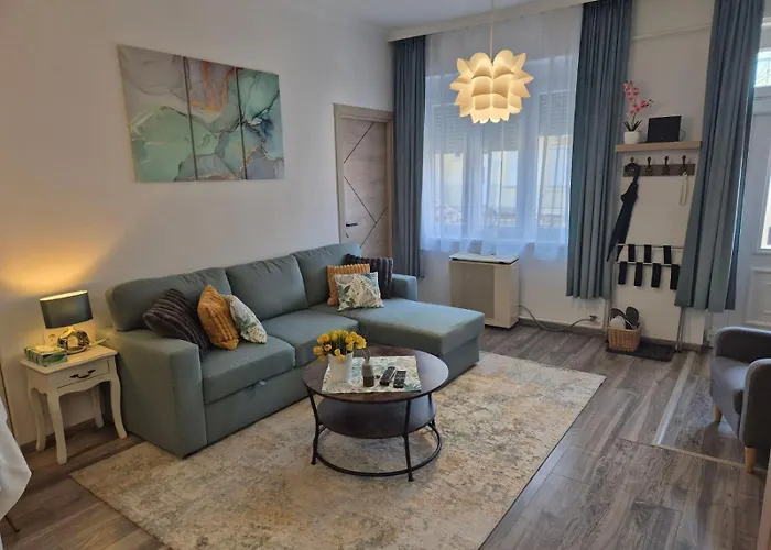 Foglal-lak Appartamento Eger